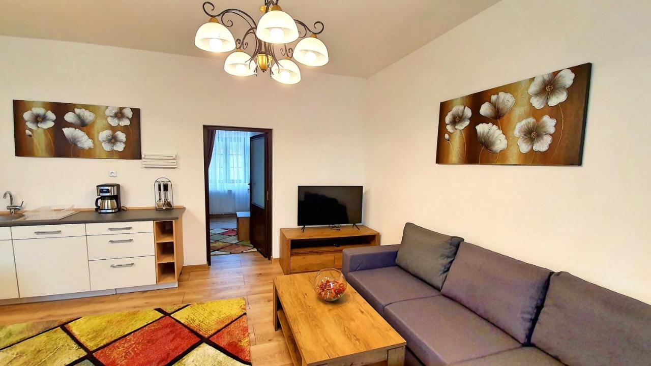 Zur Krone Aparthotel Widdershausen Extérieur photo