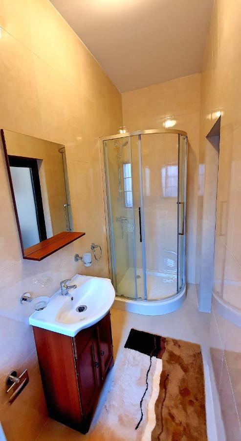 Zur Krone Aparthotel Widdershausen Extérieur photo